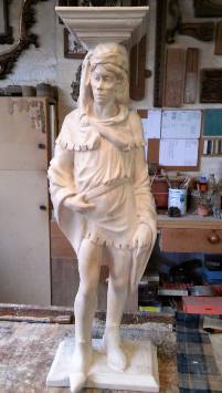 Talla en fusta de til·ler, escultura neogòtica.